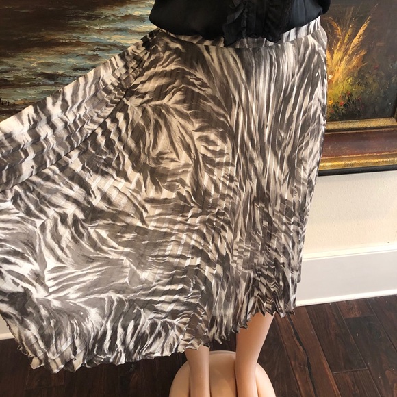 Talbots Pleated Charcoal Grey Skirt Size 22W - Picture 2 of 10